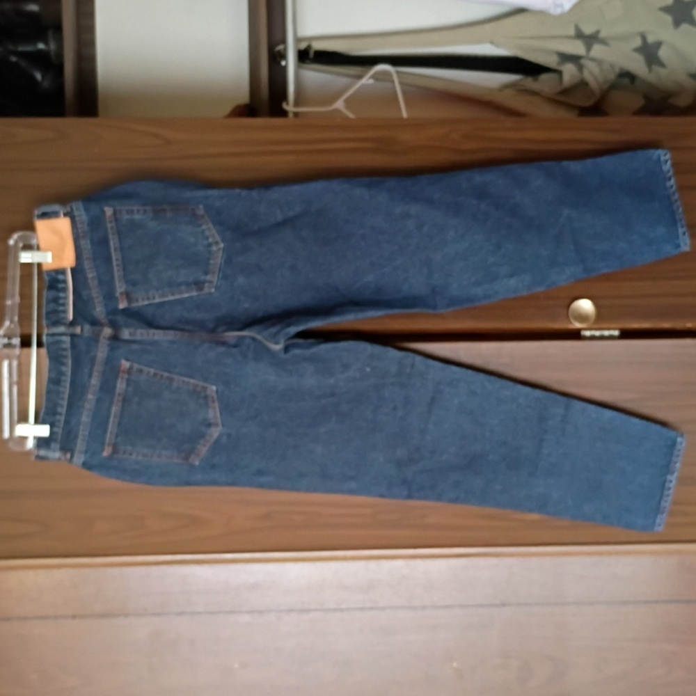 Moussy Women's Jeans Deep Indigo, Curvy Hip, Straight Leg. - Picture 3 of 6